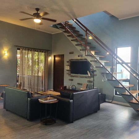 Anahaw Bed & Breakfast El Nido Exterior photo